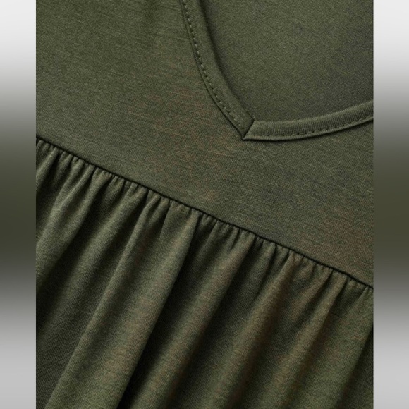 BloomChic Plus Size Solid Gathered Ruffle Trim Flounce Sleeve T-shirt - Picture 4 of 5